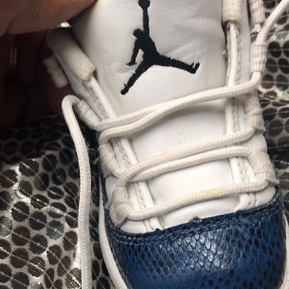 Jordan’s - Picture 2 of 14